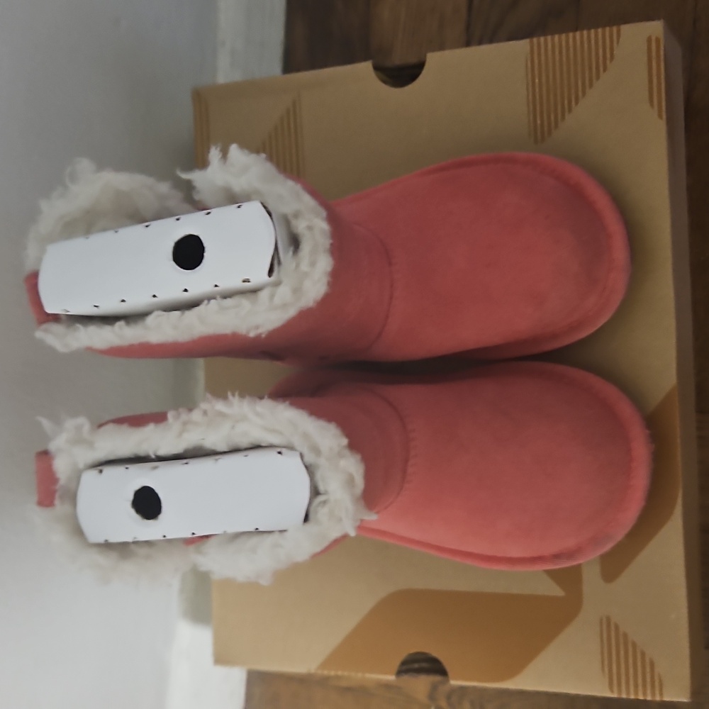 Koolaburra Aribel Short Pink Suede Boots with Faux Fur Lining SZ 7 TODDLER - Picture 5 of 7